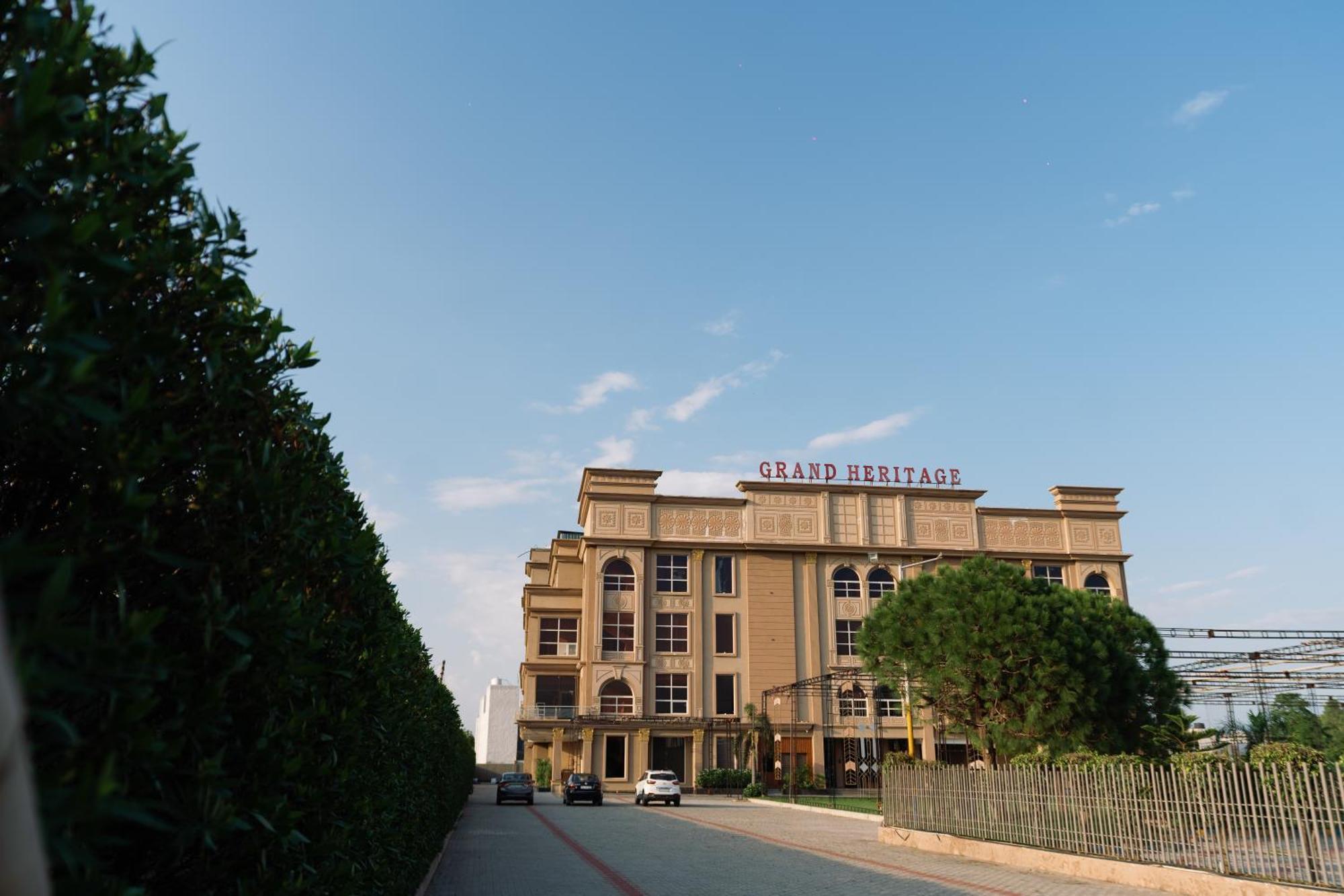 Grand Heritage Hotel & Resort Лудхиана Экстерьер фото